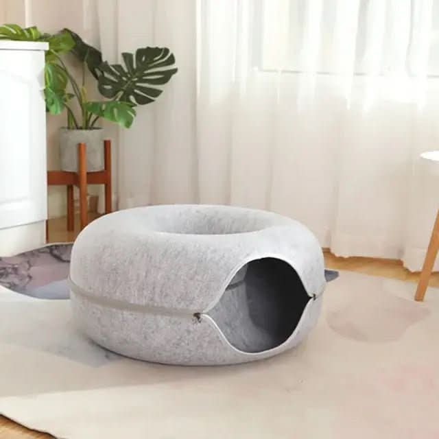 Donut Pet Bed - Comfortable Round Cat Tunnel Bed for Dogs & Cats - PawsiFypets
