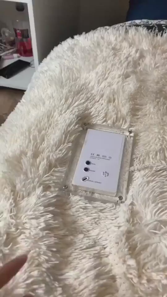 1.mp4a video shows how digital picture frame work and how it can be very good for home decor and perfect Christmas gift