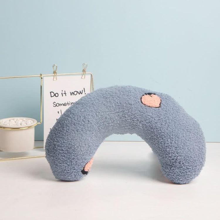 U - Shaped Pet Pillow for Cats & Dogs - PawsiFypets